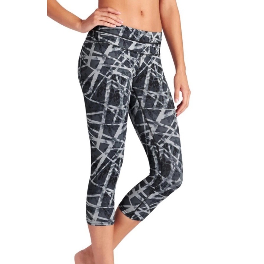 Athleta Floral Geo Sonar Black White Capri Leggings Active Gym Hike Women's Med